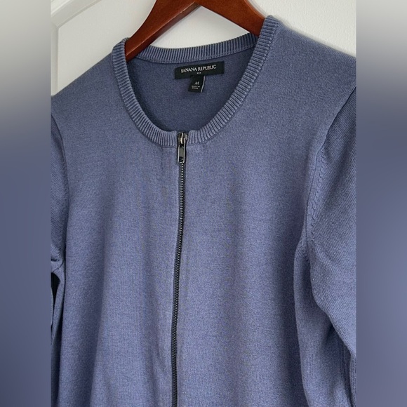 Banana Republic Full Zip Cardigan Sweater, Medium, Blue - Picture 3 of 8